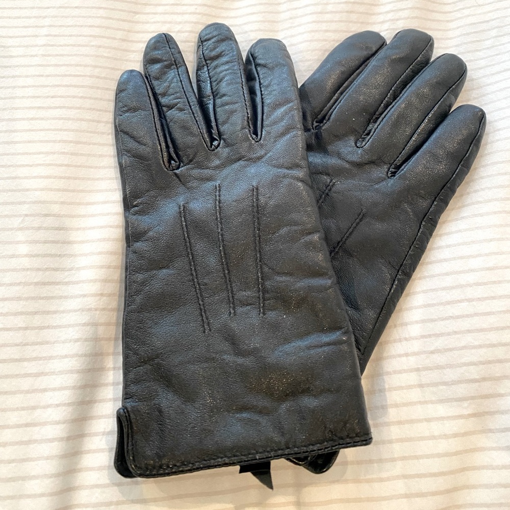 100% Leather Gloves